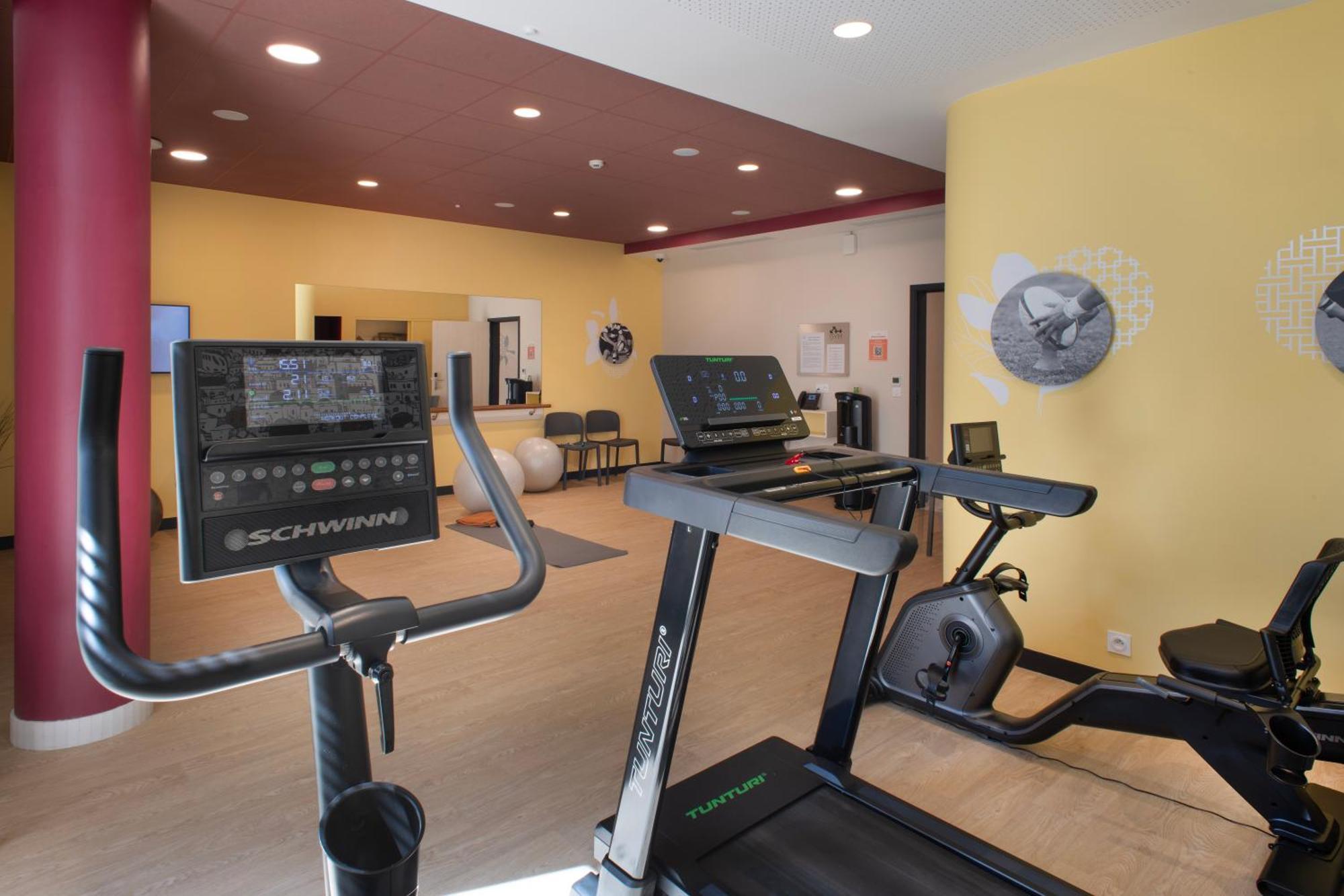 Domitys - Les Aviateurs Aparthotel Muret Ngoại thất bức ảnh